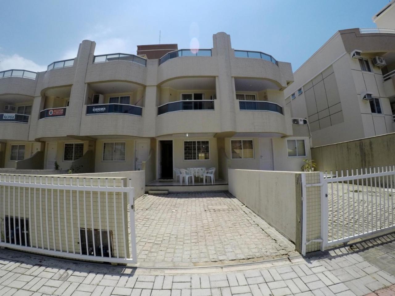 A155 Duplex 2 Quartos Bombas Bombinhas Luaran gambar